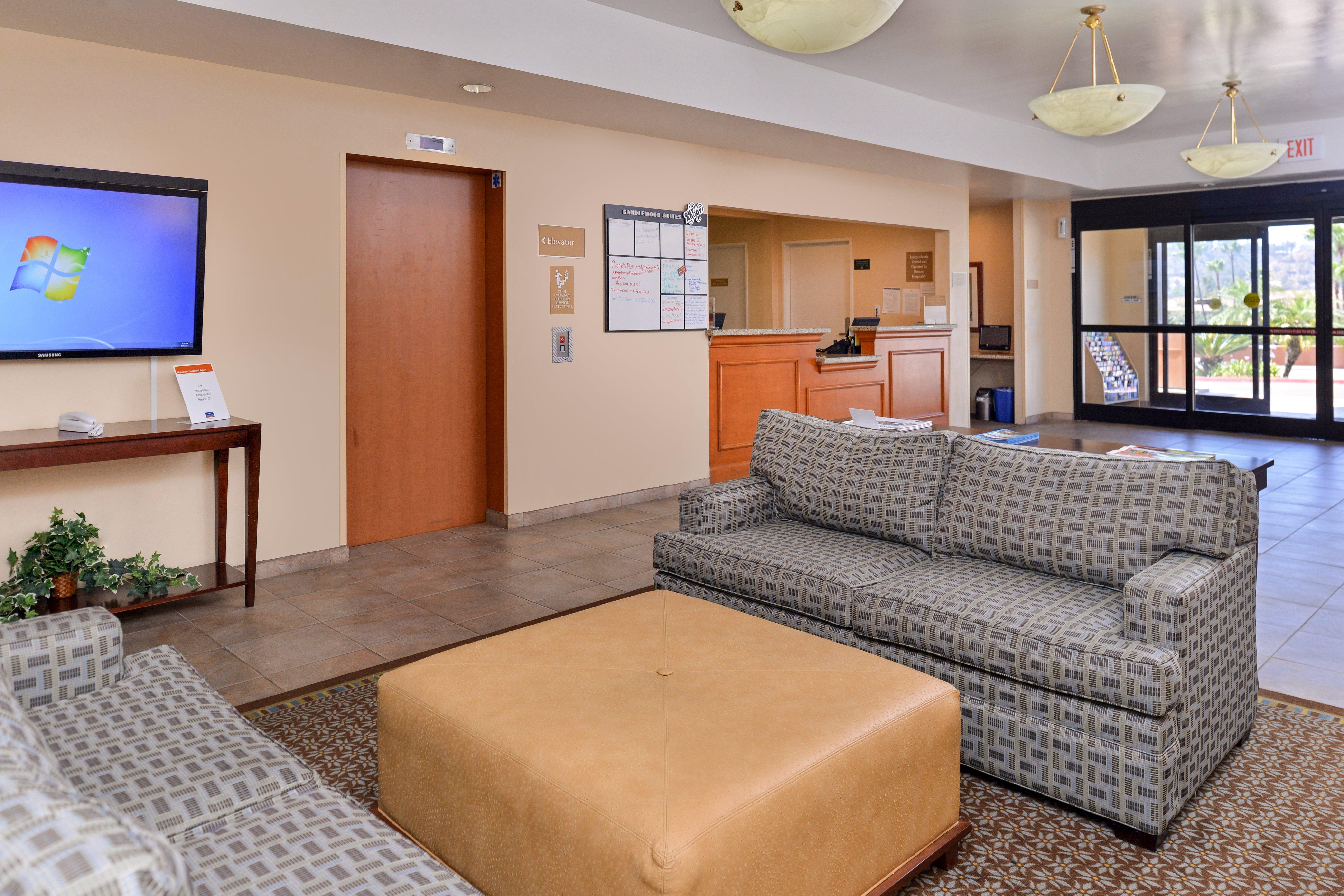 Candlewood Suites San Diego By Ihg Eksteriør bilde